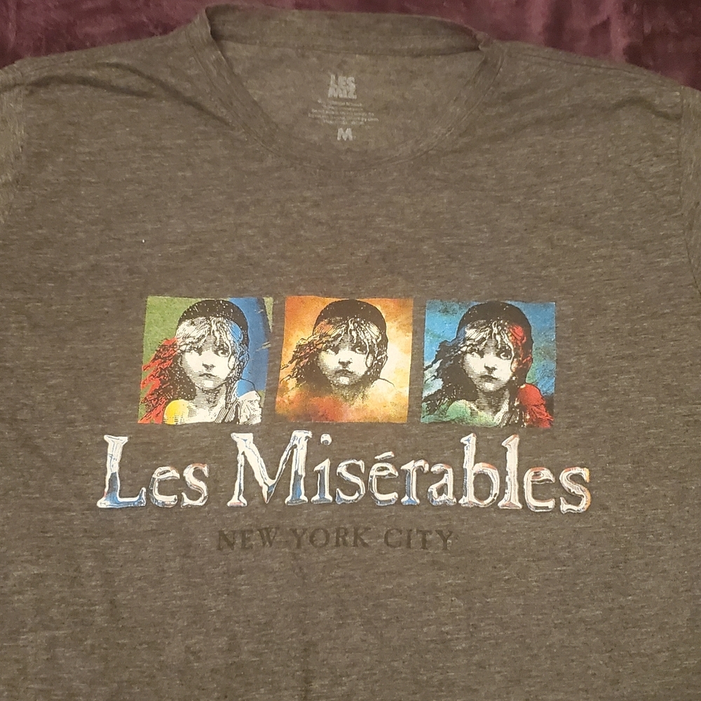 Les miserables NYC Broadway show t-shirt M